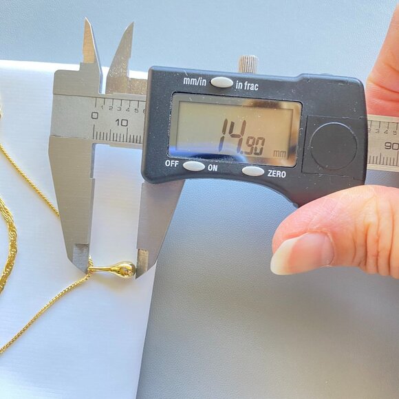 FAC Gold Tone Textured Layered Teardrop Necklace NWT - Picture 5 of 8